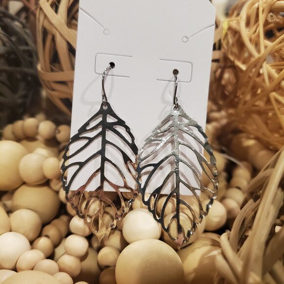 Jewelry - Silver Feather Earrings 0056